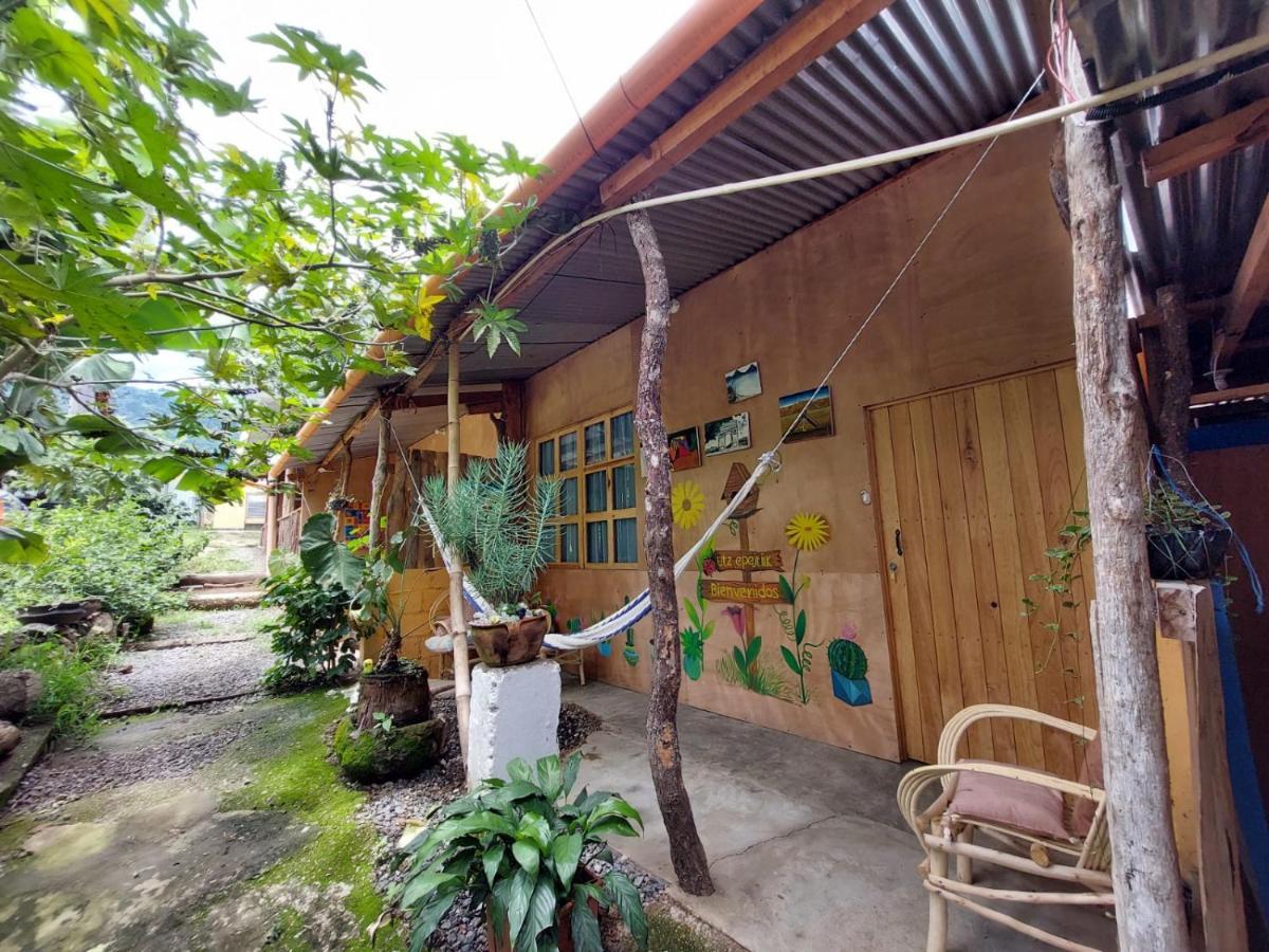 Posada Mana San Juan La Laguna Bagian luar foto